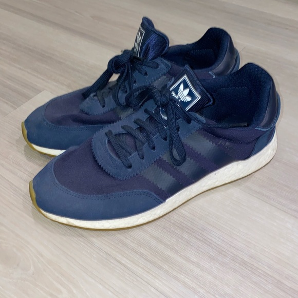 Men’s size 11 Adidas Blue Shoes - Picture 1 of 5